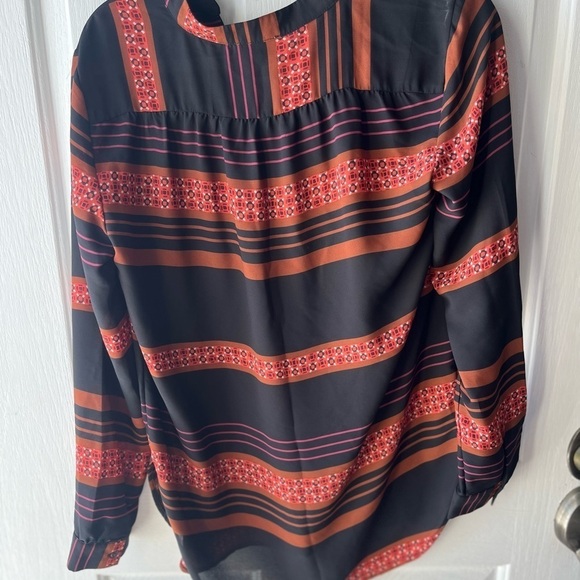 Loft Flowy Blouse - Picture 3 of 3